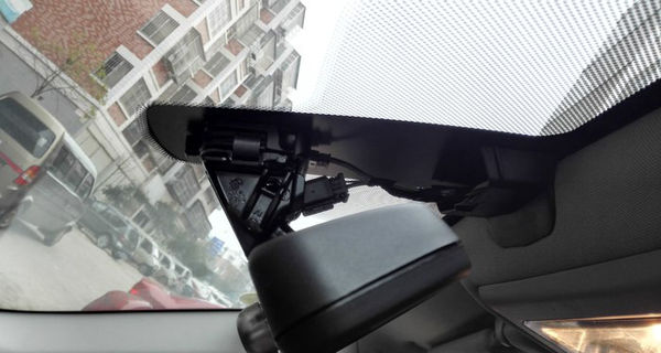 如何为宝马X3安装隐藏行车记录仪